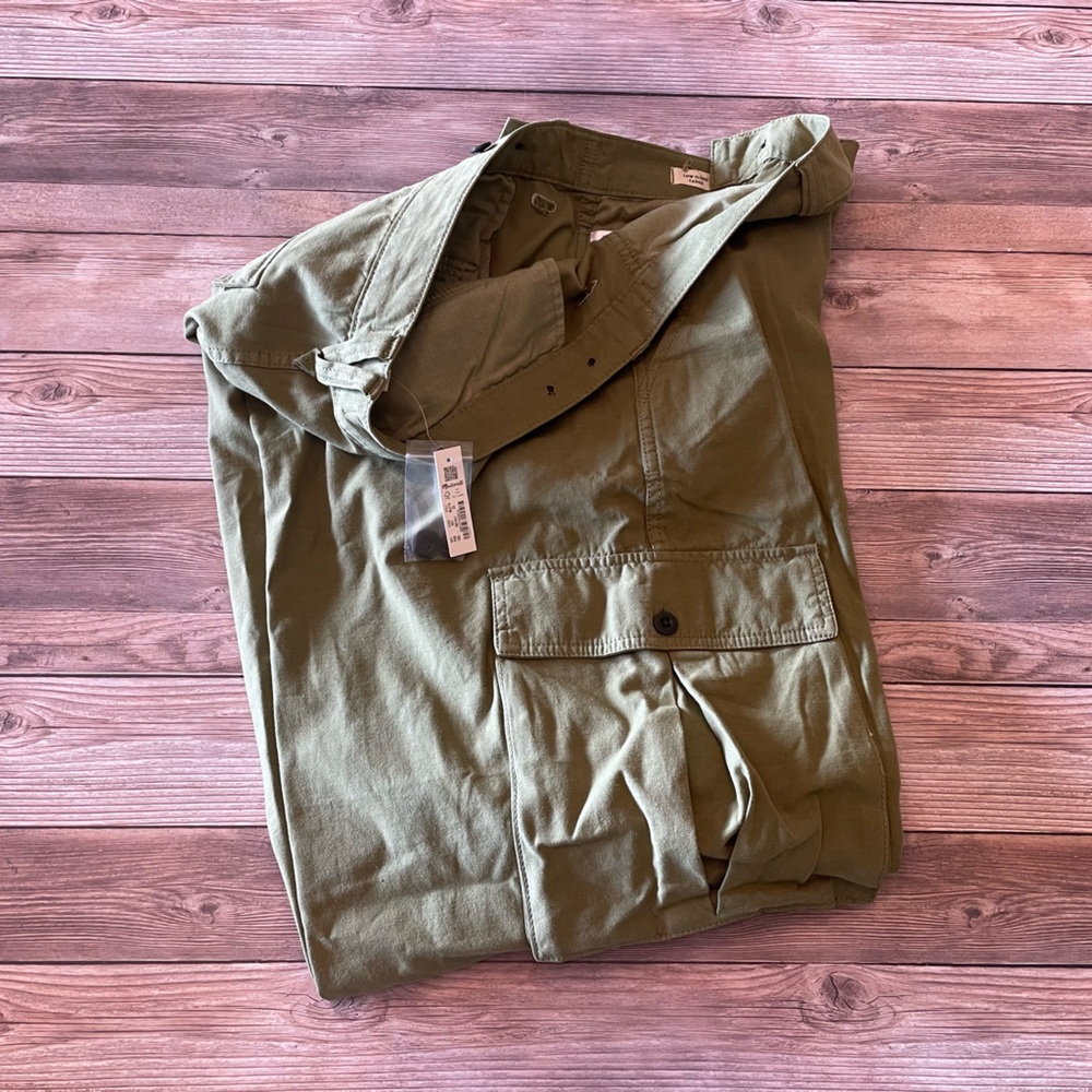 Madewell Garment-Dyed Low-Slung Straight Cargo Pants - Picture 3 of 4